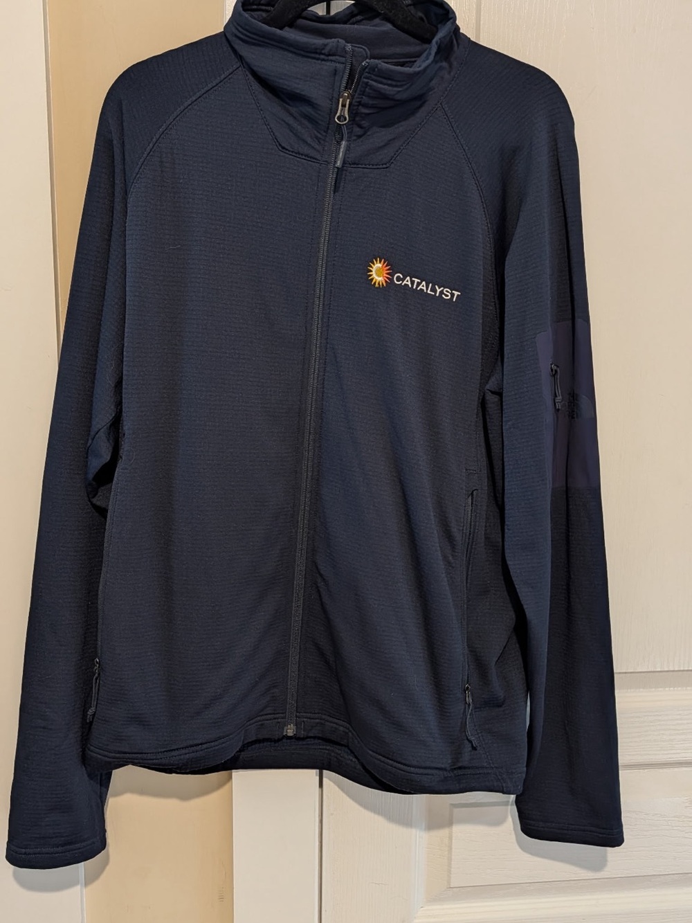 The North Face Navy Full-Zip Performance Jacket size Mens Large